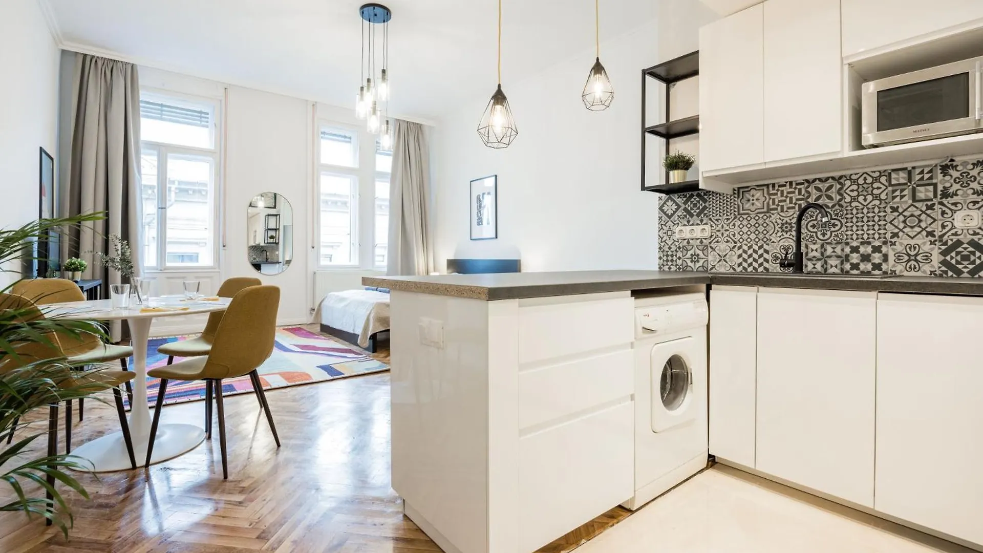 Apartment Your Charming Home At Parliament Budapest