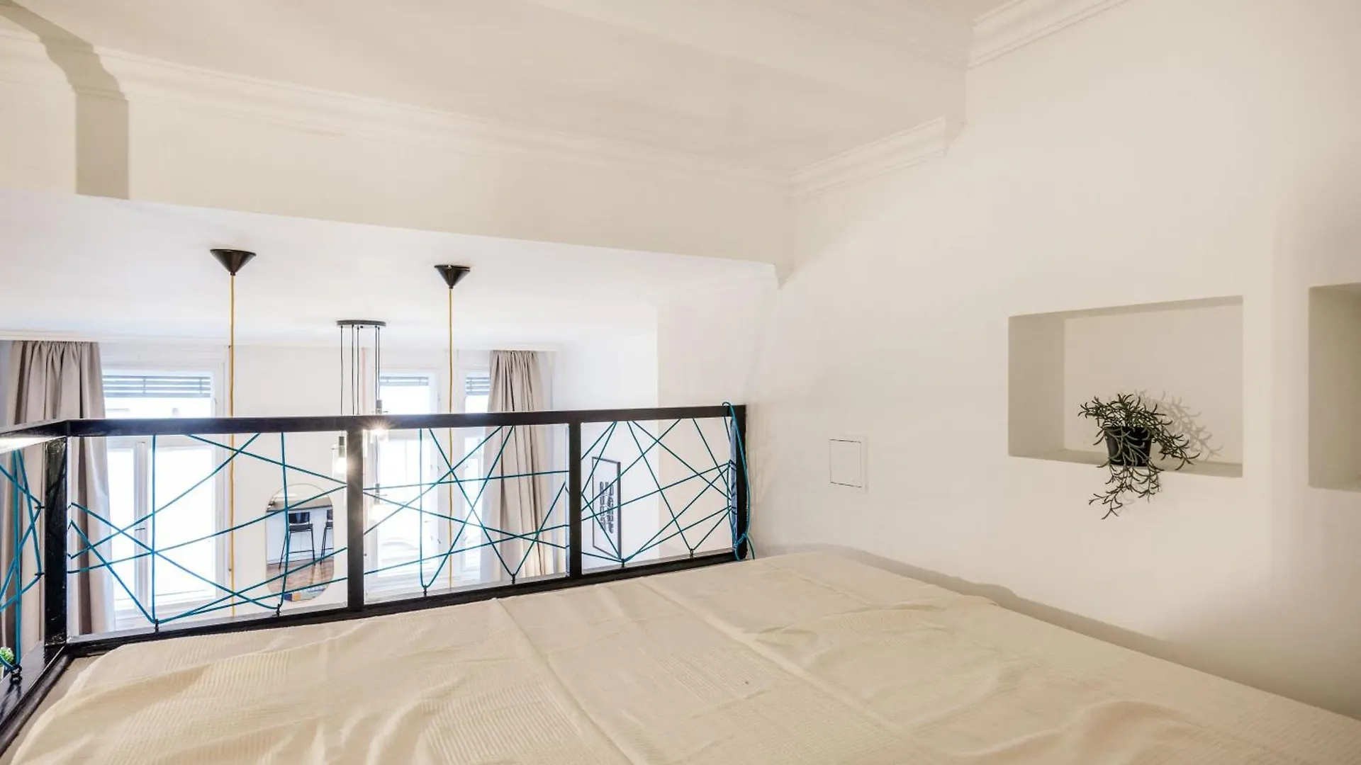 Your Charming Home At Parliament Budapest Hungary